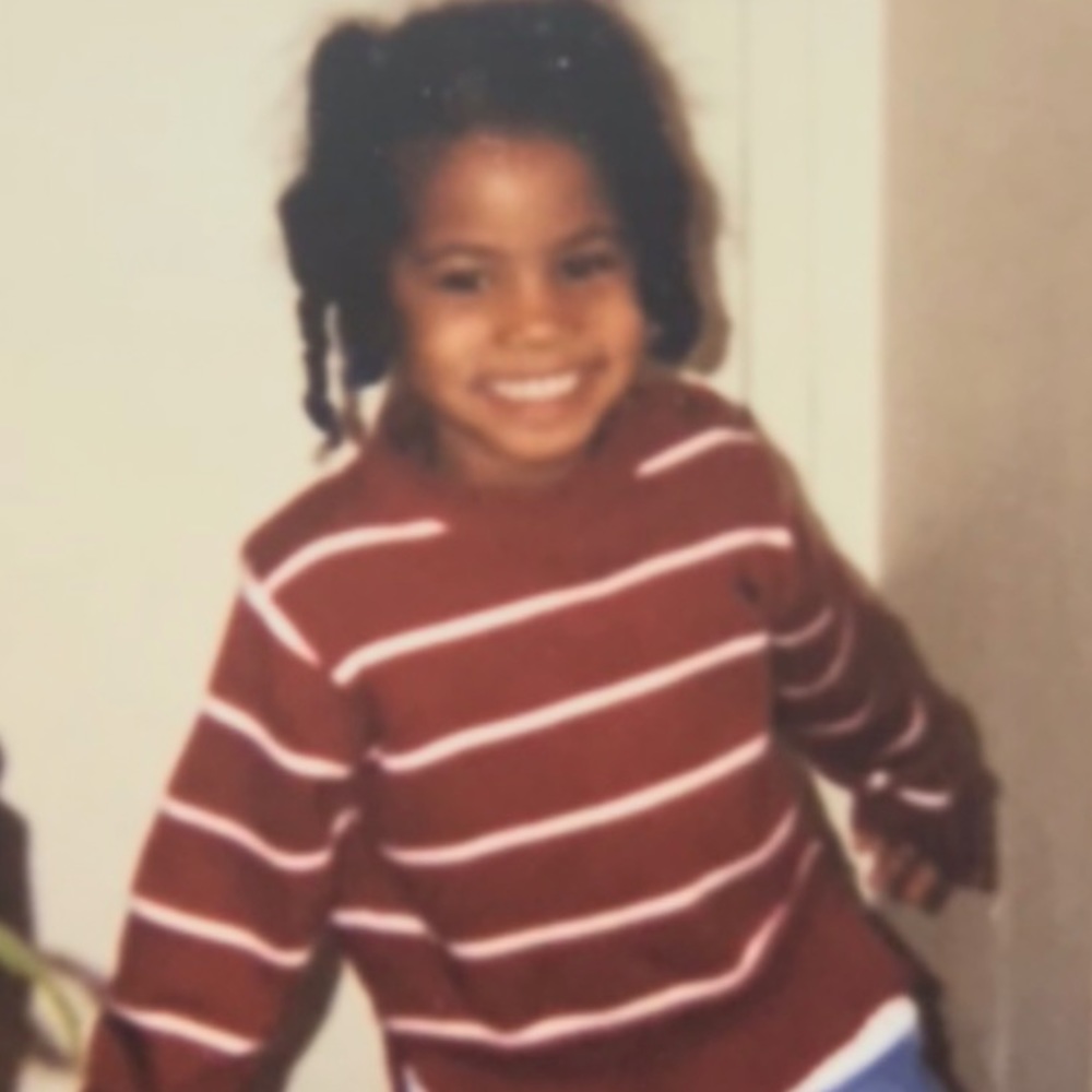 Meet your Posher, Anisa